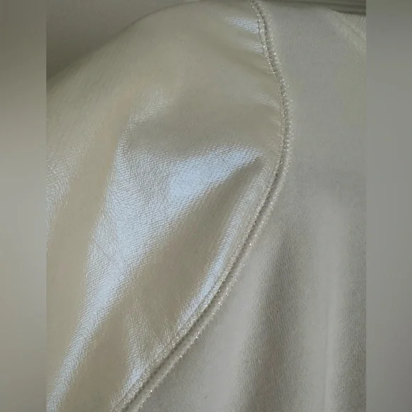 NWT | Nike Women’s Opal Fleece Crew Sweatshirt | ✨ Iridescent Accents | Size L - Picture 8 of 12